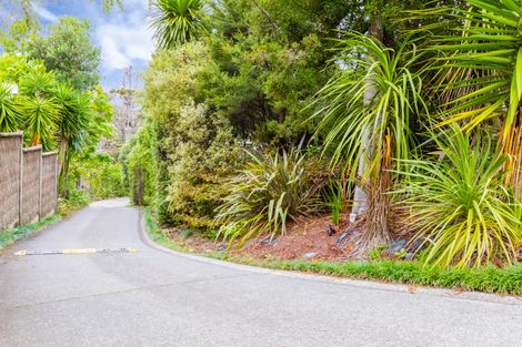 Photo of property in 20e Konini Road, Titirangi, Auckland, 0604