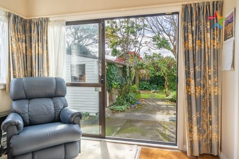 Photo of property in 15 Waikare Avenue, Waiwhetu, Lower Hutt, 5010