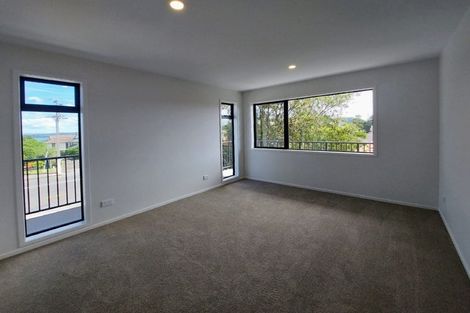 Photo of property in 1/122a Bucklands Beach Road, Bucklands Beach, Auckland, 2012