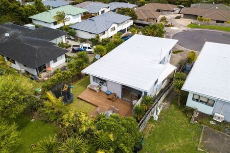 Photo of property in 1/9 Ellenbury Place, Stanmore Bay, Whangaparaoa, 0932