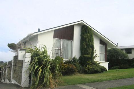 Photo of property in 13 Banksia Grove, Maungaraki, Lower Hutt, 5010