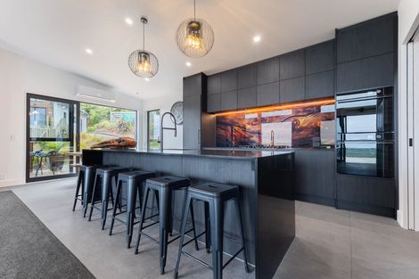 Photo of property in 8 Whio Place, Waikanae, 5036