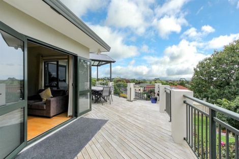 Photo of property in 27a Shelter Grove, Frankleigh Park, New Plymouth, 4310