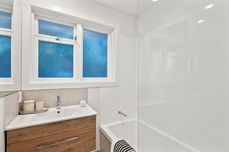 Photo of property in 51 Liverton Crescent, Bishopdale, Christchurch, 8053