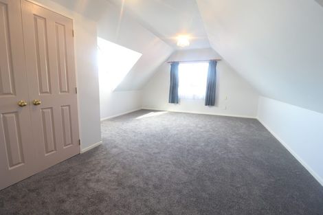 Photo of property in 1/4 Mickle Street, Te Atatu South, Auckland, 0610