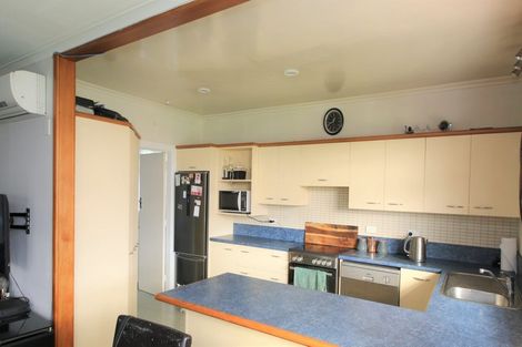 Photo of property in 72 Shearman Street, Waimate, 7924