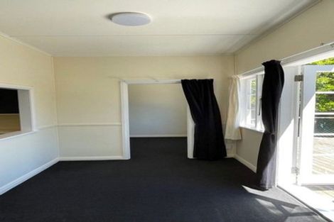 Photo of property in 325 Grays Road, Pauatahanui, Porirua, 5381
