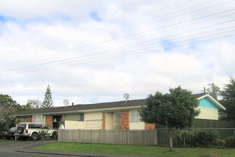 Photo of property in 1/118 Waimumu Road, Massey, Auckland, 0614