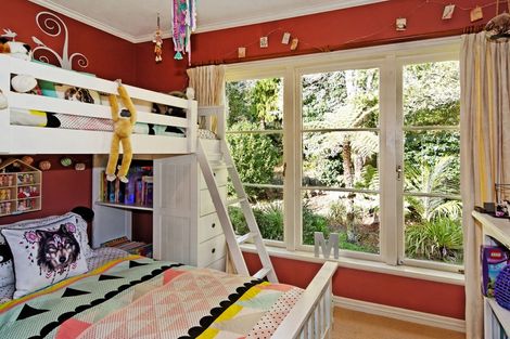 Photo of property in 753 West Coast Road, Oratia, Auckland, 0604