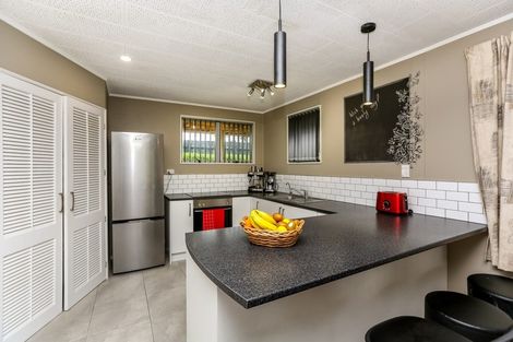 Photo of property in 92 Pembroke Street, Westown, New Plymouth, 4310