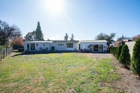Photo of property in 4 Kathleen Place, Rainbow Point, Taupo, 3330