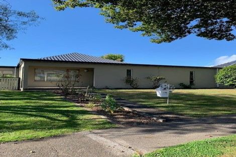 Photo of property in 70 Nimmo Avenue East, Waikanae, 5036