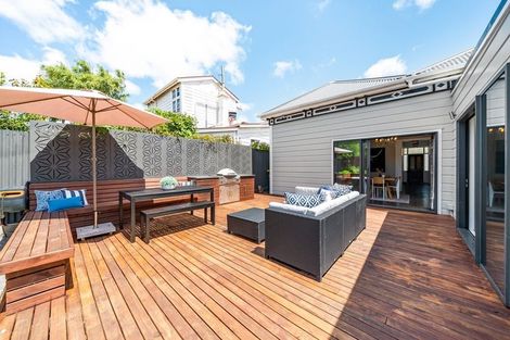 Photo of property in 16 Buick Street, Petone, Lower Hutt, 5012