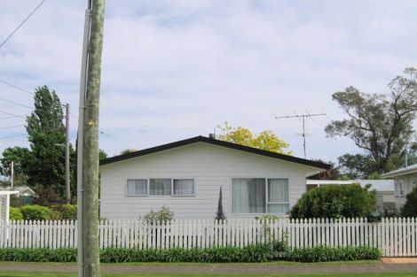 Photo of property in 2 Pine Street, Mangapapa, Gisborne, 4010