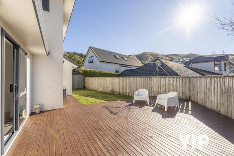 Photo of property in 17 Claverton Grove, Churton Park, Wellington, 6037