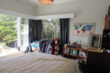 Photo of property in 62 Kelburn Parade, Kelburn, Wellington, 6012