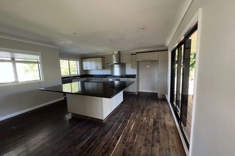 Photo of property in 2 Bellbird Rise, Murrays Bay, Auckland, 0630