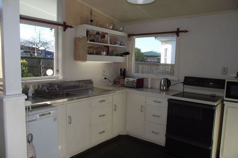 Photo of property in 2 Union Street, Claudelands, Hamilton, 3214