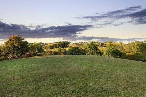 Photo of property in 5 Kingscliff Rise, Dairy Flat, Albany, 0792