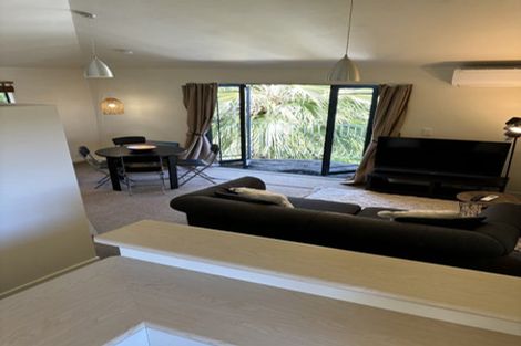 Photo of property in 15a Beresford Street, Bayswater, Auckland, 0622