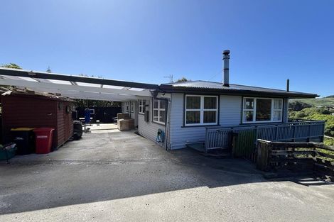 Photo of property in 34 Mark Avenue, Paparangi, Wellington, 6037