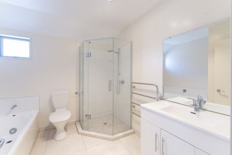 Photo of property in 94a Packe Street, Edgeware, Christchurch, 8013