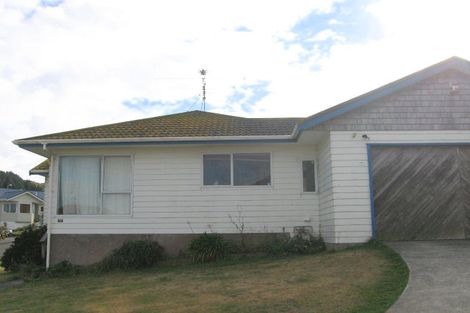 Photo of property in 10 Murchison Street, Island Bay, Wellington, 6023