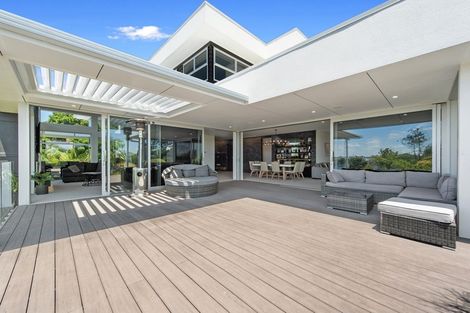 Photo of property in 133 Lake Crescent, Hamilton Lake, Hamilton, 3204