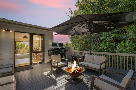 Photo of property in 5 Solway Place, Papakowhai, Porirua, 5024