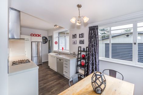 Photo of property in 27 Penrith Avenue, Somerfield, Christchurch, 8024