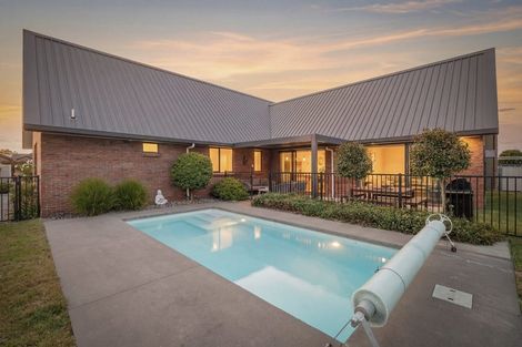 Photo of property in 25a West Thompson Street, Leamington, Cambridge, 3432