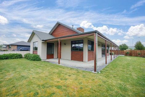 Photo of property in 111 Govan Drive, Te Anau, 9600