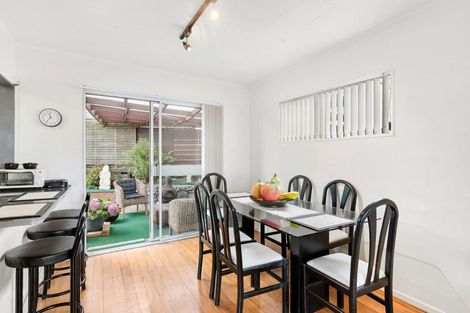 Photo of property in 30 Carluke Street, Paparangi, Wellington, 6037