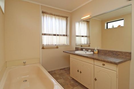 Photo of property in 15 Clyde Street, Oamaru North, Oamaru, 9400