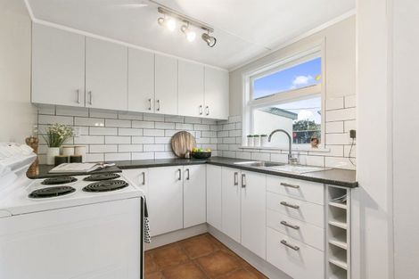 Photo of property in 10 Jessie Street, Petone, Lower Hutt, 5012