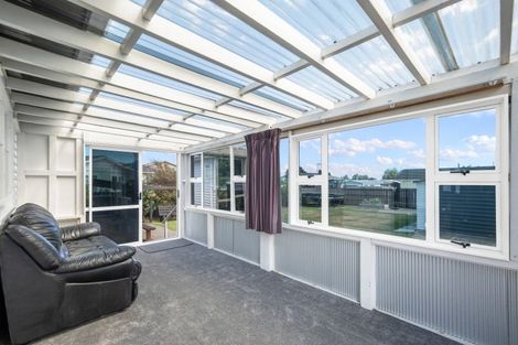 Photo of property in 40 Balmoral Street, Levin, 5510