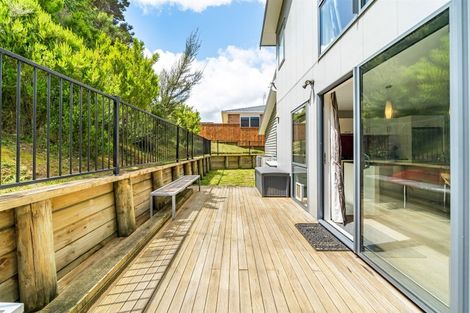 Photo of property in 8 Flotilla Place, Whitby, Porirua, 5024