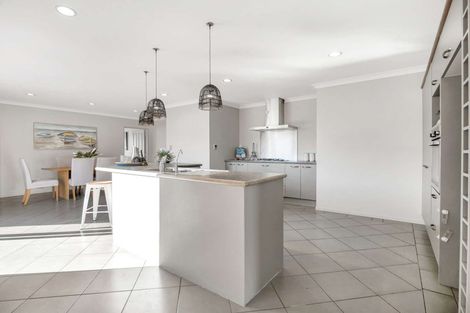 Photo of property in 100 Shakespeare Street, Leamington, Cambridge, 3432