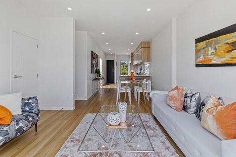 Photo of property in 28 Korokio Lane, Henderson, Auckland, 0612