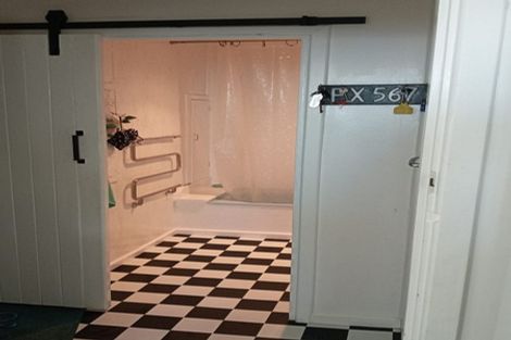 Photo of property in 5 Bluecliffs Beach Road, Papatotara, Tuatapere, 9691