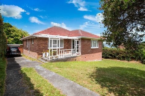 Photo of property in 50 Savoy Road, Glen Eden, Auckland, 0602