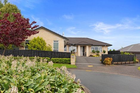 Photo of property in 10 Carex Close, Pyes Pa, Tauranga, 3112