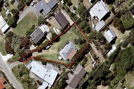 Photo of property in 7a Hona Street, Waikanae Beach, Waikanae, 5036