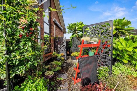 Photo of property in 1 Fantail Court, Orewa, 0931