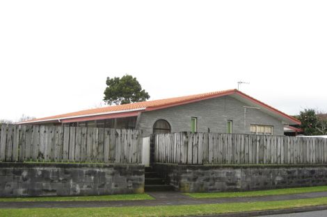Photo of property in 72 Manu Crescent, Upper Vogeltown, New Plymouth, 4310