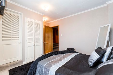 Photo of property in 17 Thames Street, Mosgiel, 9024