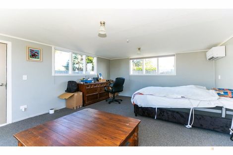 Photo of property in 10 Studholme Street, Waimate, 7924