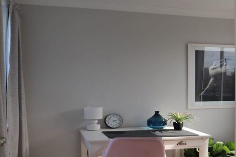 Photo of property in 186 Bath Street, Levin, 5510