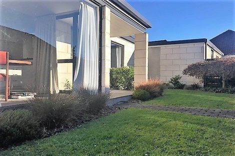 Photo of property in 5/4 Broadbent Street, Riccarton, Christchurch, 8041