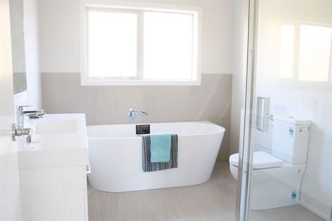 Photo of property in 47 Stockport Grove, Churton Park, Wellington, 6037